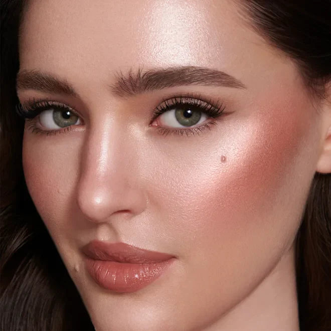 Charlotte Tilbury hollywood highlighter
