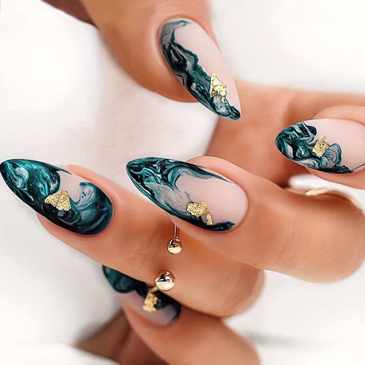 Matte Medium Almond Fake Nails