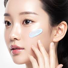 Medicube Zero Pore Moisture Sun Serum SPF50 Sunblock