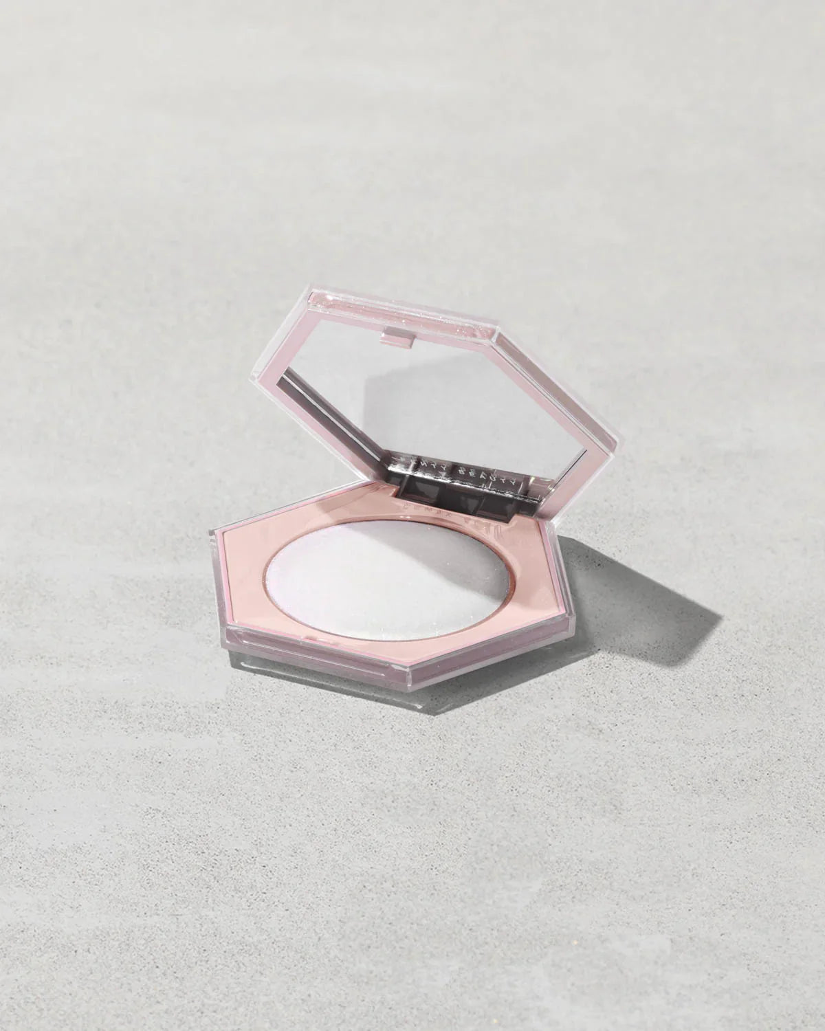 fenty beauty Diamond Bomb All-Over Diamond Veil rose rave